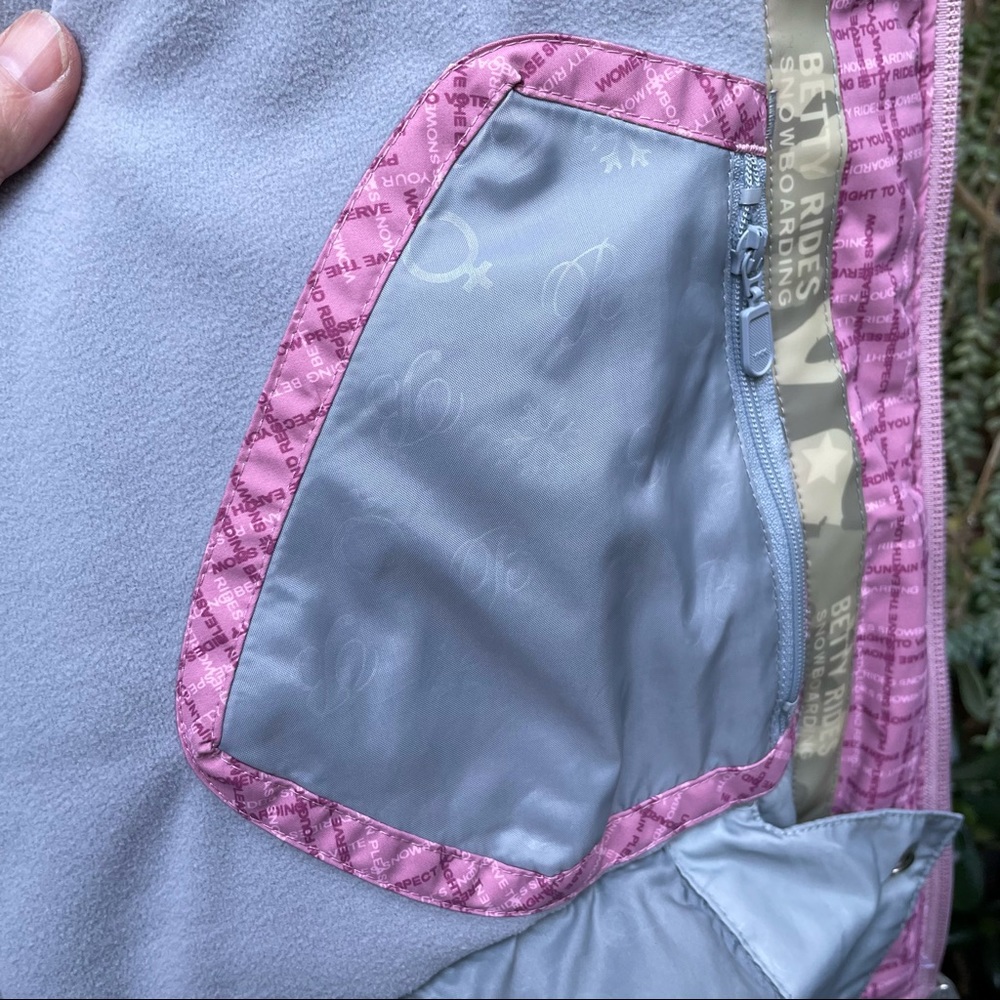 Light pink/gray Betty Rides snow jacket - Picture 10 of 12